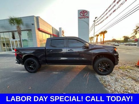 Used 2023 Chevrolet Silverado 1500 RST AWD/4WD image 2