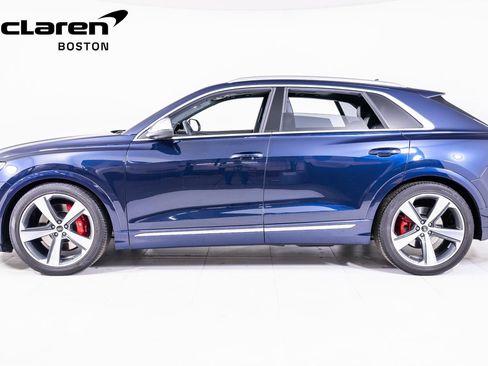 Used 2024 Audi SQ8 Prestige w/ Prestige Package image 2
