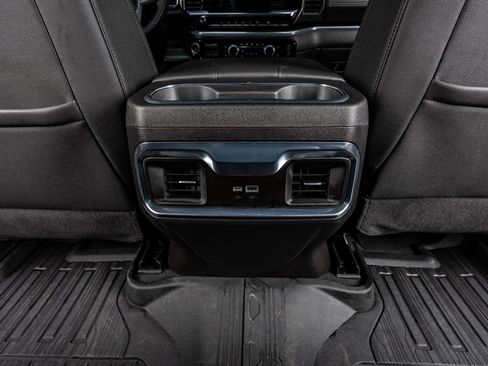 Used 2024 GMC Sierra 1500 Elevation w/ Elevation Premium Package image 33