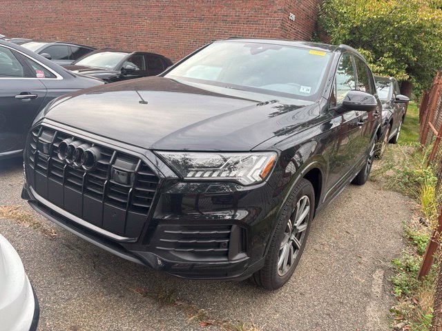 Used 2023 Audi Q7 2.0T Premium Plus w/ Premium Plus Package AWD/4WD image 1