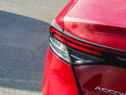 Used 2025 Honda Accord LX image 8