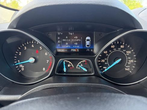 Used 2019 Ford Escape SE AWD/4WD image 17