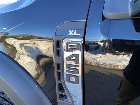 Used 2024 Ford F450 XL w/ XL Chrome Package RWD image 9