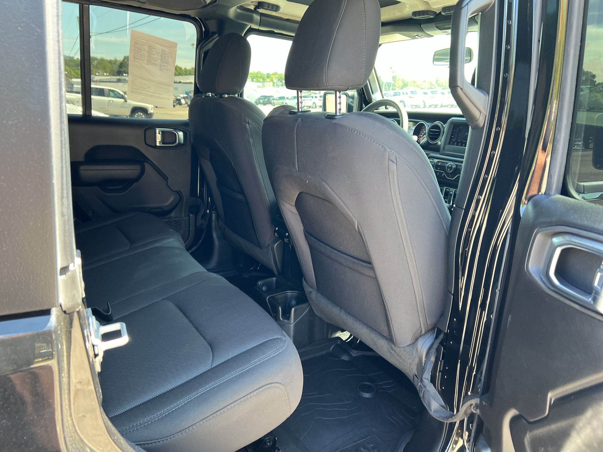 Used 2023 Jeep Wrangler Unlimited Sport AWD/4WD image 12