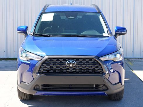 Used 2023 Toyota Corolla Cross LE image 42