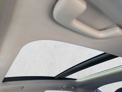 Used 2023 Kia K5 EX image 17