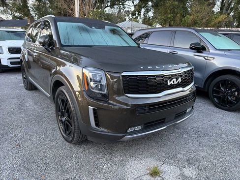 Certified 2022 Kia Telluride SX w/ Towing Package FWD image 3
