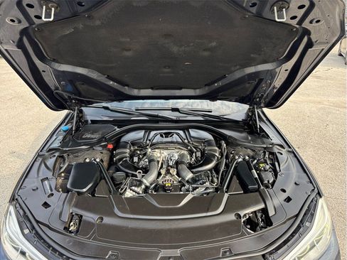 Used 2016 BMW 750i RWD image 55