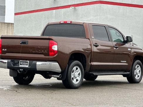Used 2016 Toyota Tundra SR5 image 2