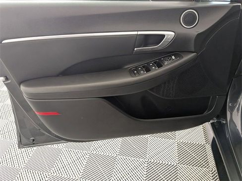 Used 2023 Hyundai Sonata SEL image 10