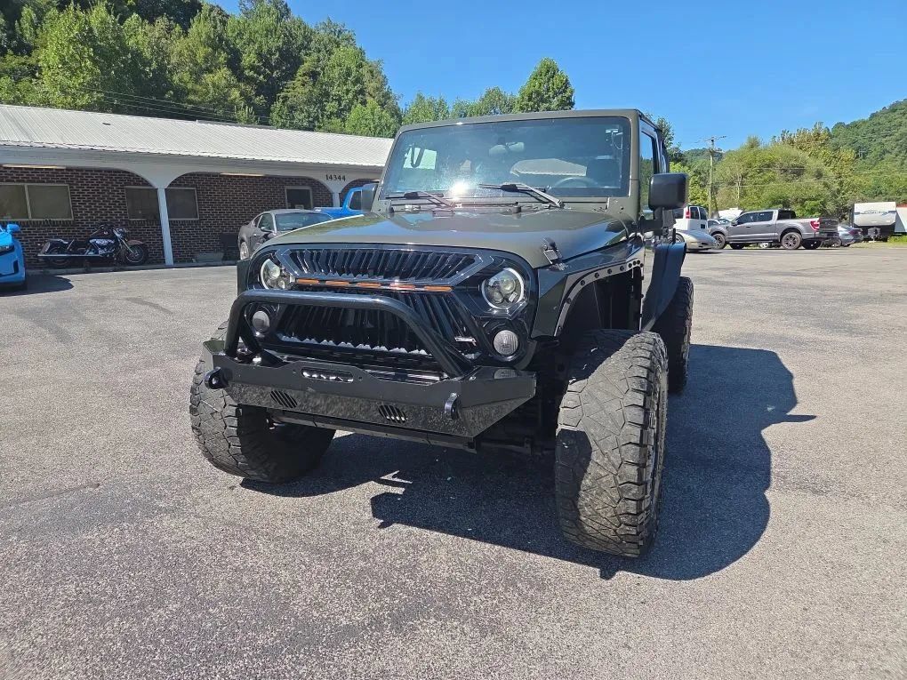 Used 2015 Jeep Wrangler Sport AWD/4WD image 2