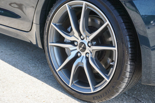 Used 2025 Genesis G70 2.5T RWD image 7