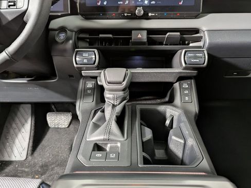 New 2026 Toyota RAV4 XSE image 28