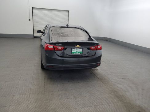 Used 2018 Chevrolet Malibu LT FWD image 6