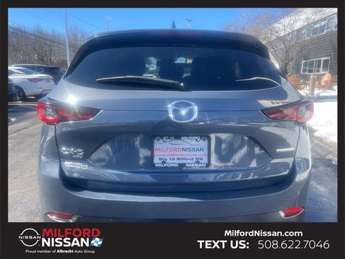 Used 2023 MAZDA CX-5 Carbon Edition image 4