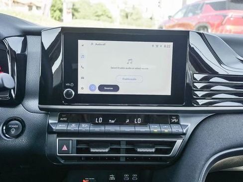 Used 2025 Toyota Camry LE w/ Convenience Package FWD image 15