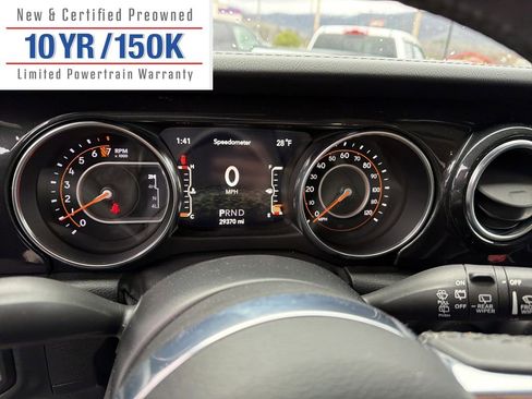 Used 2020 Jeep Wrangler Unlimited Sahara image 18