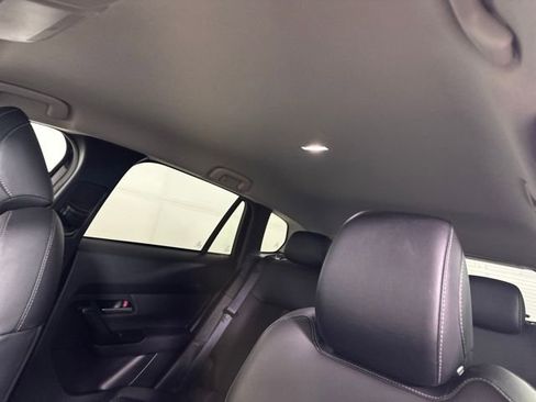 Used 2025 MAZDA CX-50 AWD 2.5 S w/ Preferred Package image 12