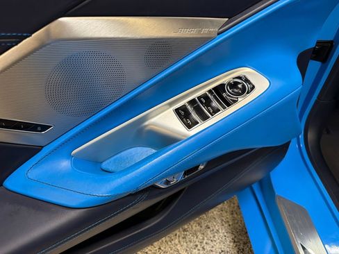 Used 2023 Chevrolet Corvette Stingray Premium Conv w/ Z51 Performance Package RWD image 32