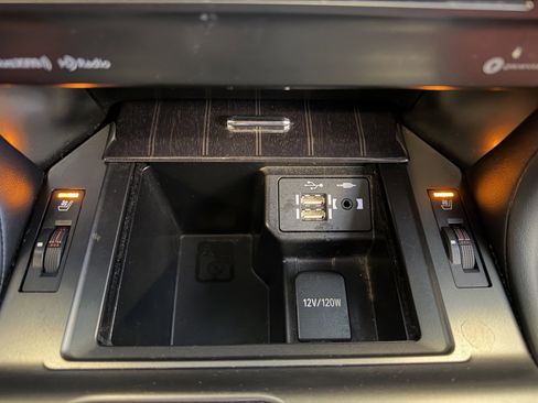 Used 2023 Lexus GX 460 Premium image 28