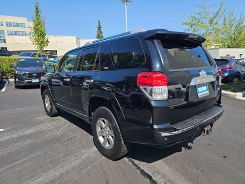 Used 2012 Toyota 4Runner SR5 w/ Convenience Pkg AWD/4WD image 5