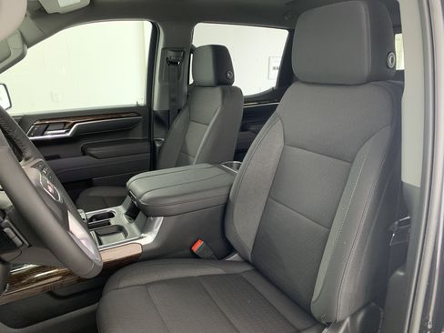 New 2026 GMC Sierra 1500 Elevation image 15