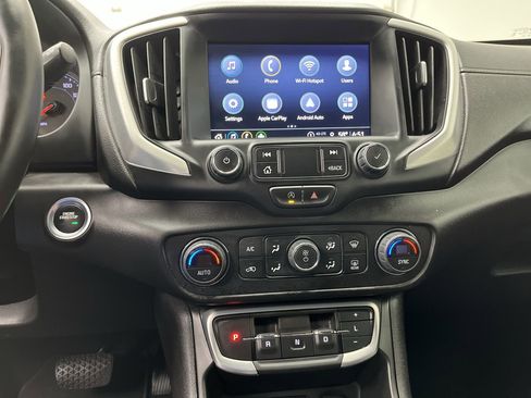 Certified 2024 GMC Terrain SLT image 16