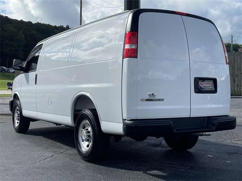 Certified 2025 Chevrolet Express 2500 w/ Driver Convenience Package image 3