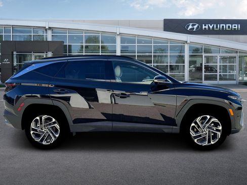 New 2026 Hyundai Tucson Limited AWD/4WD image 9