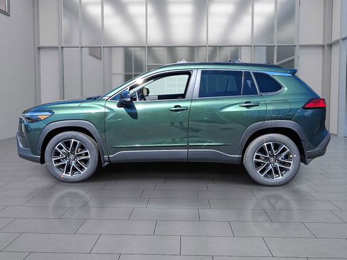 New 2026 Toyota Corolla Cross XLE image 2