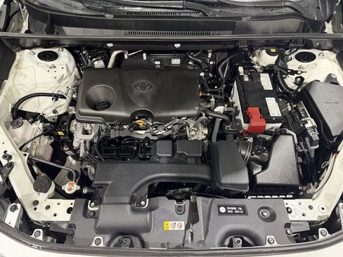 Used 2025 Toyota RAV4 XLE FWD image 31