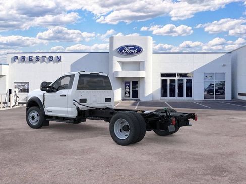 New 2026 Ford F550 4x4 Regular Cab Super Duty image 4