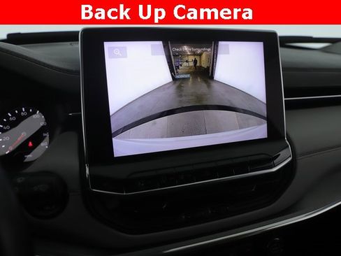 Used 2022 Jeep Compass Limited image 24