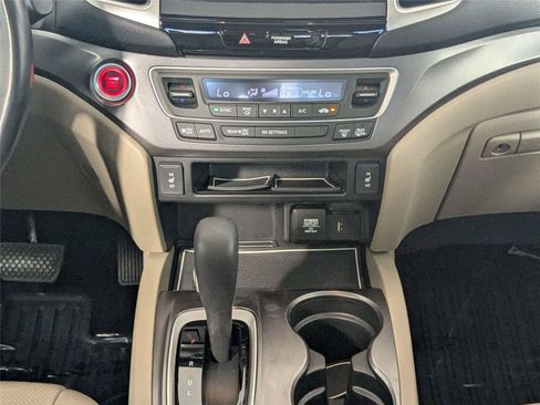 Used 2019 Honda Ridgeline RTL-T image 43