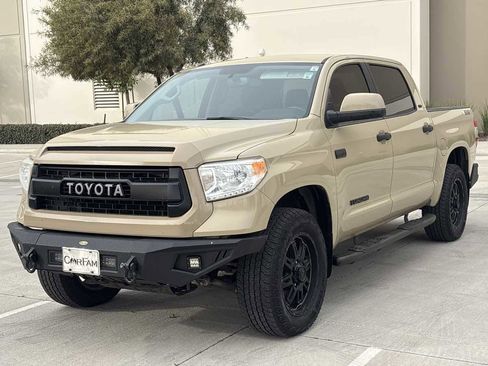 Used 2017 Toyota Tundra SR5 image 7