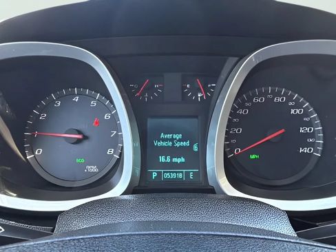 Used 2011 Chevrolet Equinox LT FWD image 11