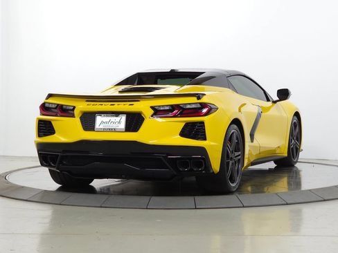 Used 2025 Chevrolet Corvette Stingray Preferred Conv w/ Stealth Interior Trim Package RWD image 11