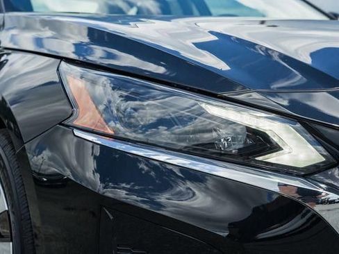 New 2025 Nissan Altima 2.5 S image 10