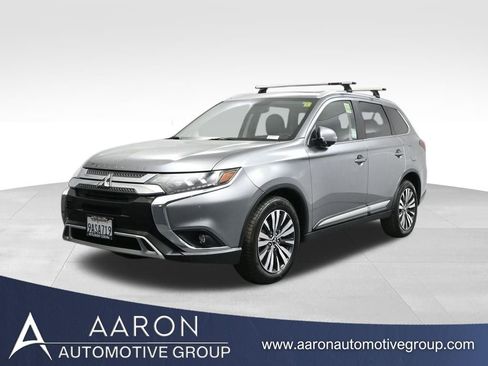 Used 2019 Mitsubishi Outlander SEL image 1