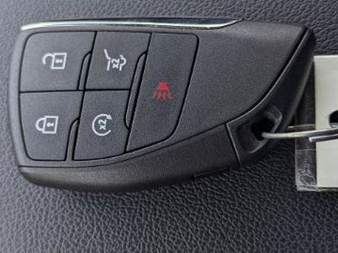 Certified 2024 Chevrolet Blazer EV LT AWD/4WD image 28