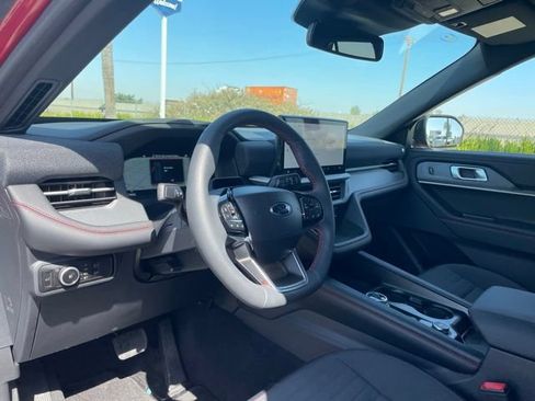 New 2026 Ford Explorer ST-Line w/ ST-Line Street Pack RWD image 9