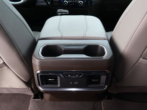 Used 2026 GMC Sierra 1500 SLT RWD image 12