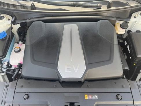 Used 2023 Kia EV6 GT-Line AWD/4WD image 12