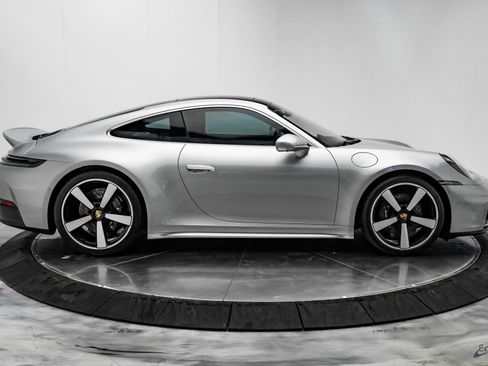Used 2025 Porsche 911 Carrera image 22