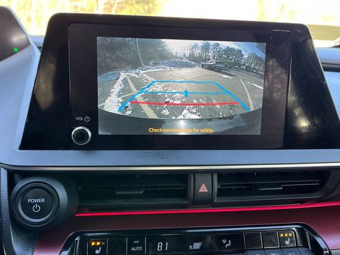 Used 2023 Toyota Prius Prime XSE image 19