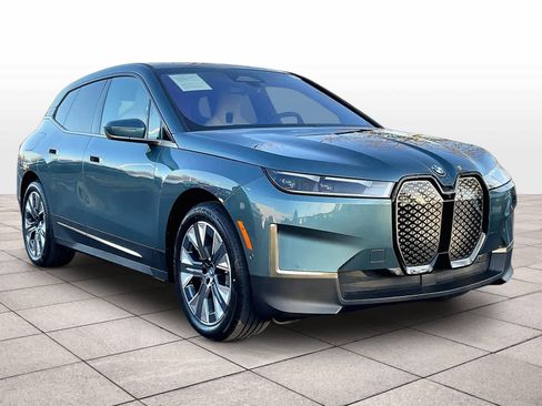 Used 2025 BMW iX xDrive50 w/ Convenience Package image 2