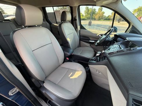 Used 2016 Ford Transit Connect Titanium FWD image 30