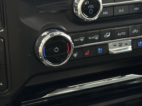 New 2026 Ford F250 Lariat w/ Chrome Package image 47