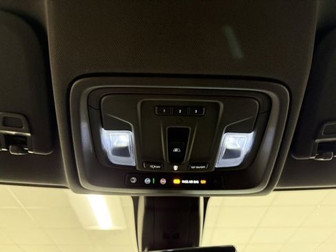 Used 2020 GMC Sierra 1500 AT4 w/ AT4 Premium Package image 22