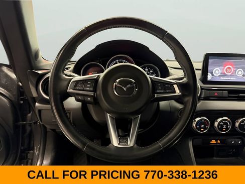 Used 2019 MAZDA MX-5 Miata Grand Touring w/ GT-S Package RWD image 14